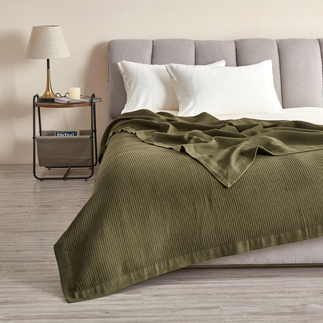 Great Bay Home 100% Cotton Soft All-Season Waffle Weave Knit Blanket