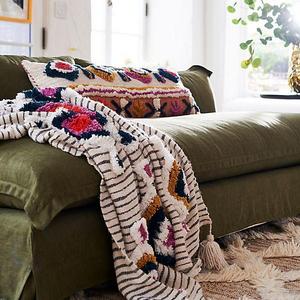 Tufted Ayla Throw Blanket