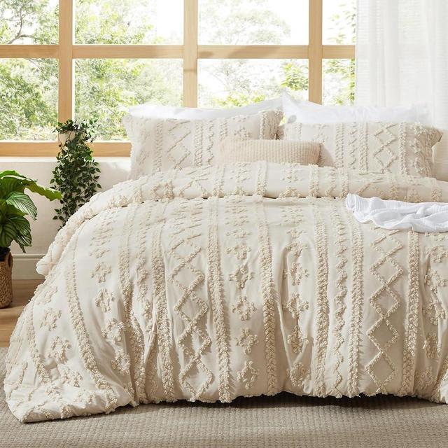 Bedsure Tufted Boho Comforter Set Oversized King - Beige Boho Bed Set, GentleSoft™ 3 Pieces Farmhouse Shabby Chic Embroidery Bedding, Gifts for Woman, Soft Jacquard Comforter for All Seasons