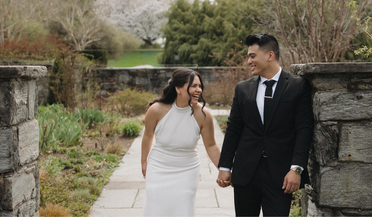The Wedding Website of Julia Martinez and Tim Young