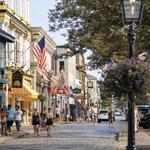 Thames Street Shops