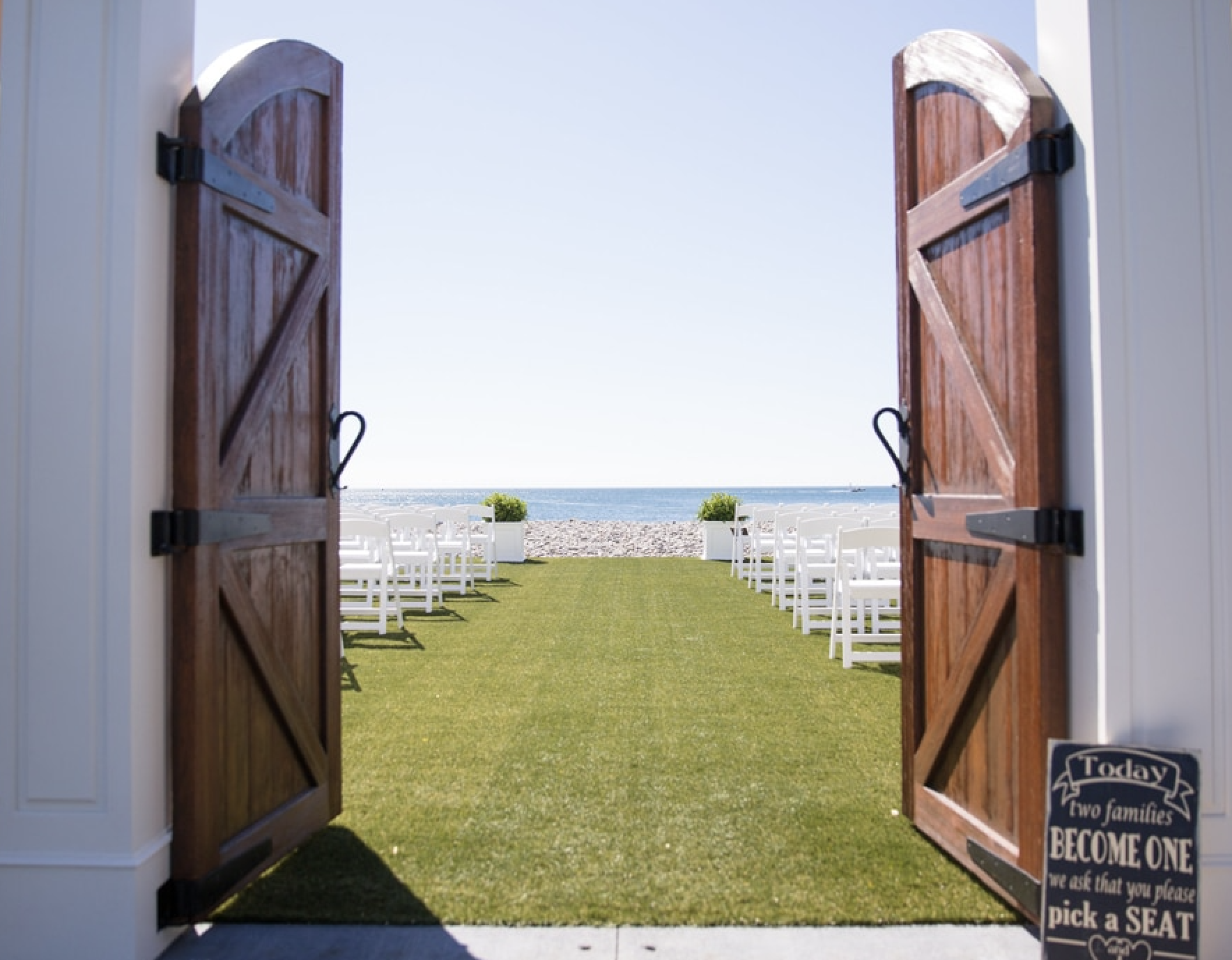 The Wedding Website of Nicole Frevold and Denis Kazakov