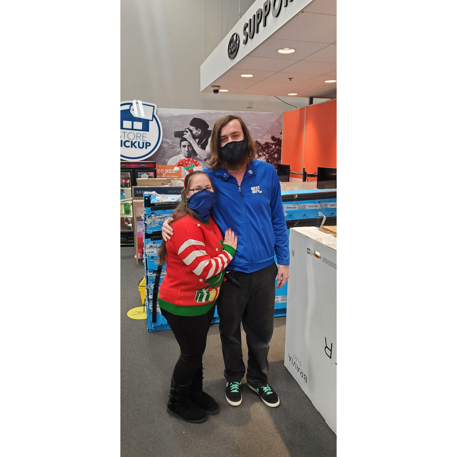 12/19/20 Christmas spirit at Best Buy!