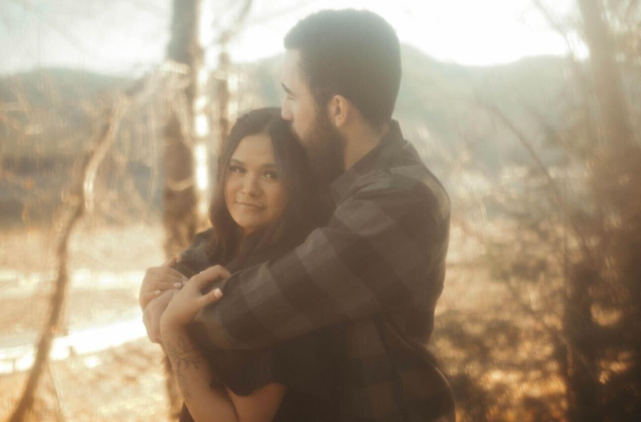 The Wedding Website of Jasmyn Clark and Jesse Sendlinger