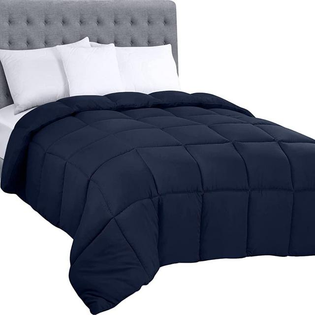 Utopia Bedding All Season 250 GSM Comforter - Soft Down Alternative Comforter - Plush Siliconized Fiberfill Duvet Insert - Box Stitched (Twin/Twin XL, Navy)