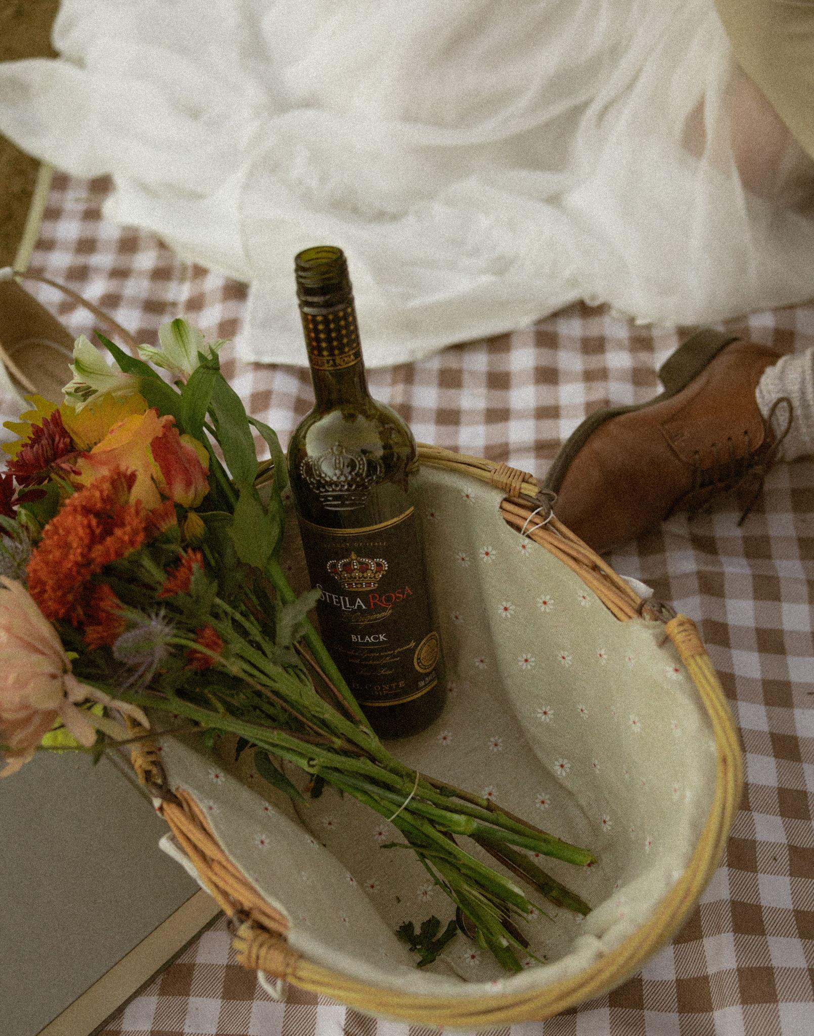 The Wedding Website of Germany Smalley and Isaac Kosmowski