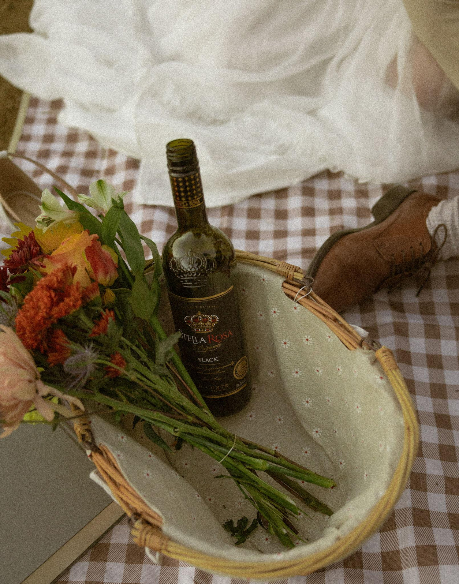 The Wedding Website of Germany Smalley and Isaac Kosmowski