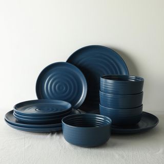 Ion 24-Piece Dinnerware Set, Service for 8