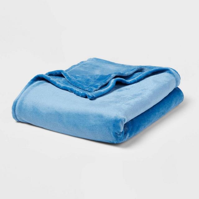 Solid Plush Bed Blanket - Room Essentials™