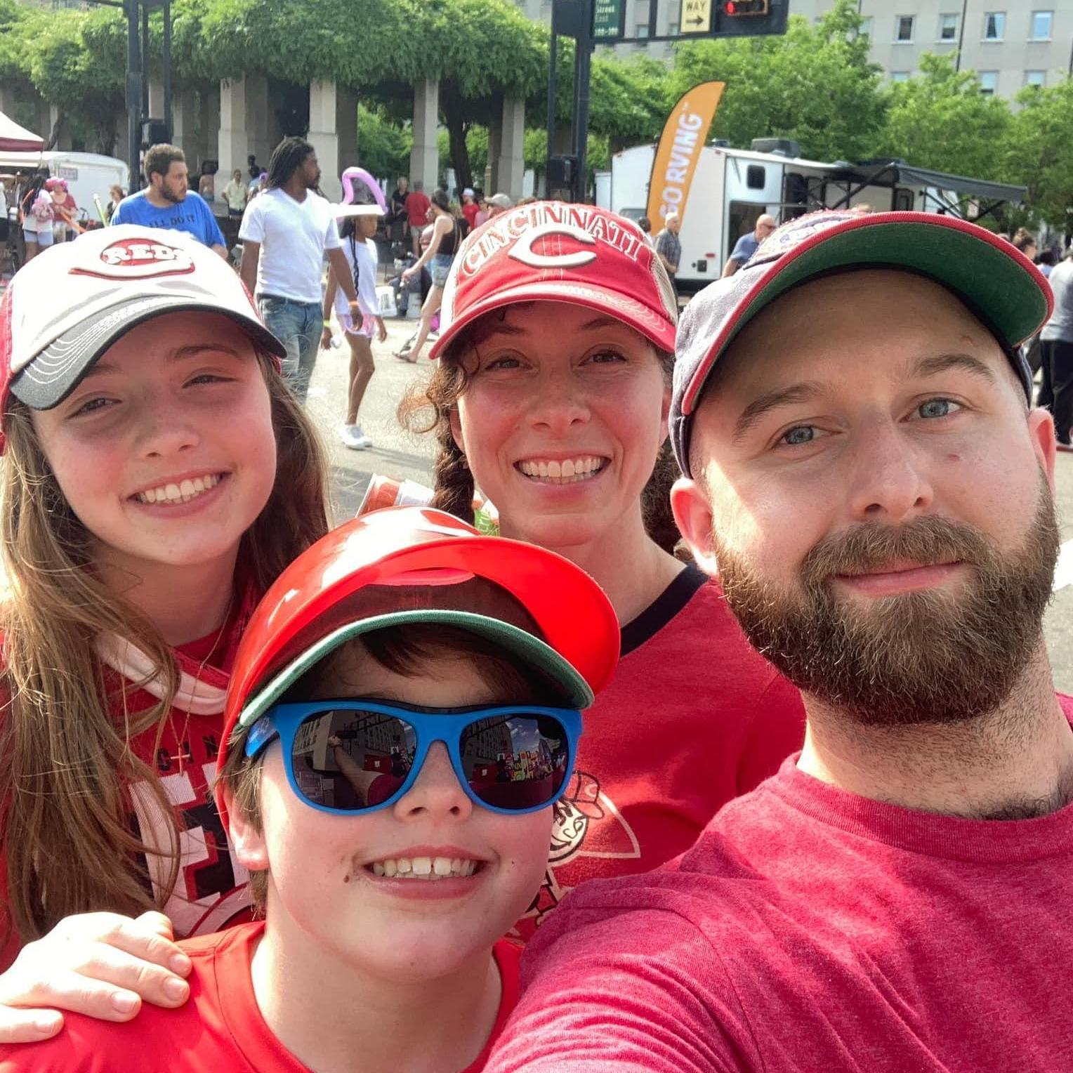 Cincinnati Reds family through and through!