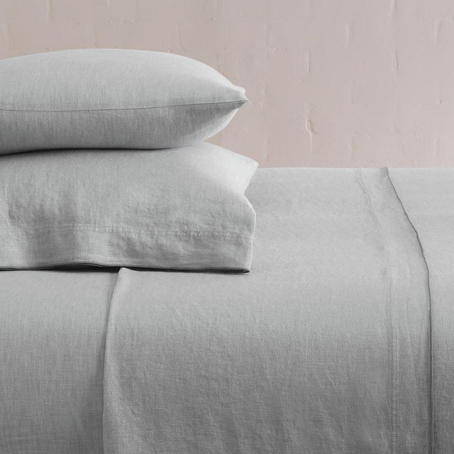 European Linen Merrow Edge Sheet Set, Cali King, Chambray Melange