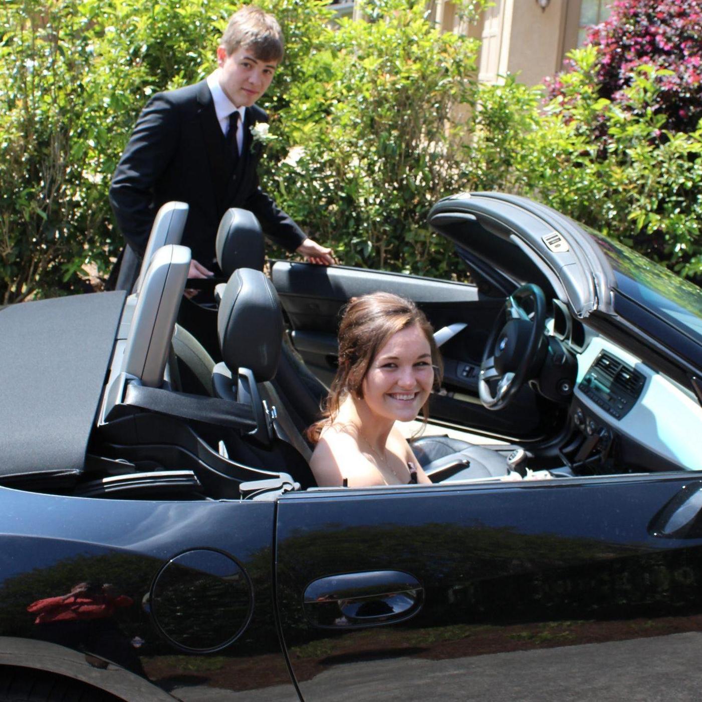 Sam picking up Steph for prom 2013