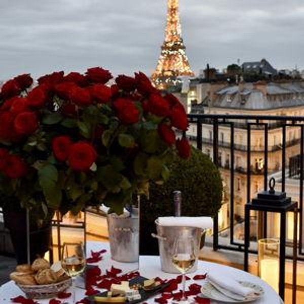 Dinner For Two - Paris