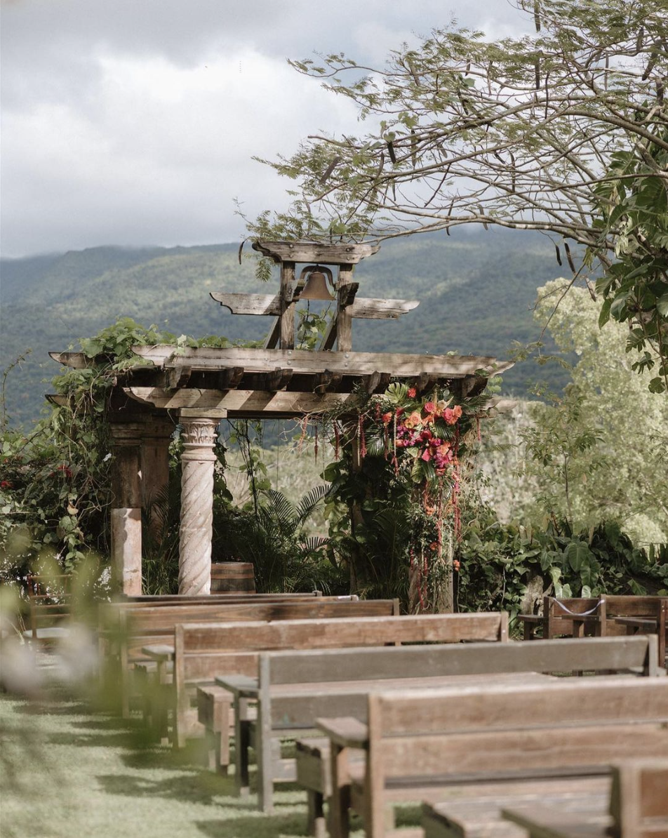 The Wedding Website of Laura Morcate and Adam Hendel