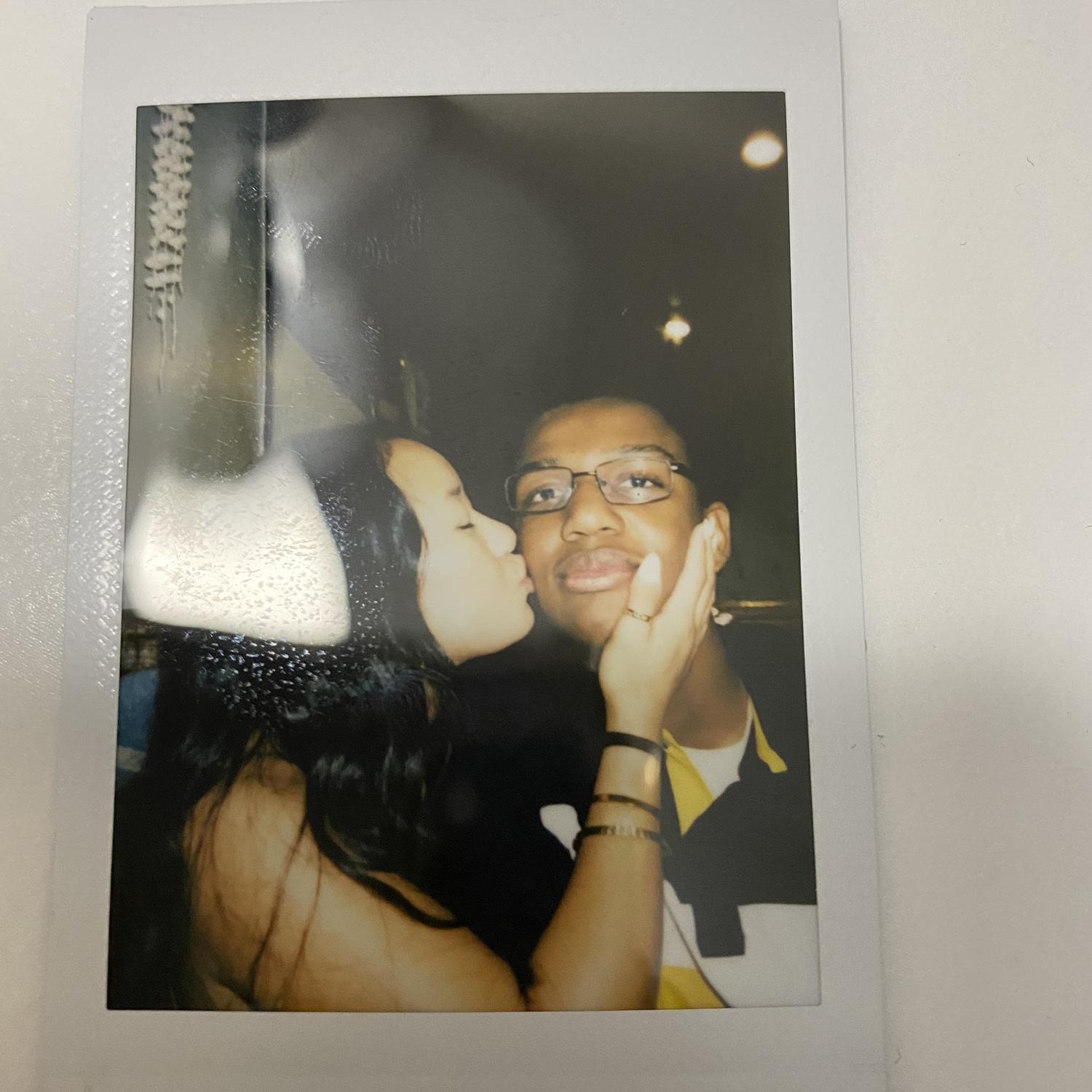 😘
