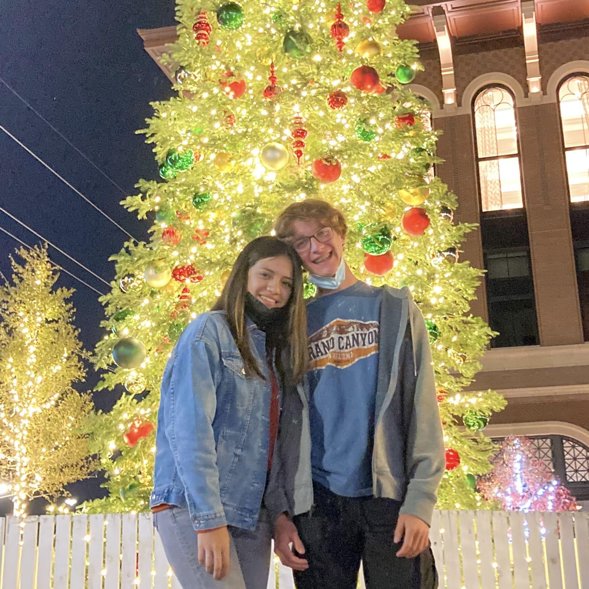 In November 2021, Jacob (16) first met Yamilet’s (16) family in Downtown Grapevine while they admired the beautiful Christmas lights together.