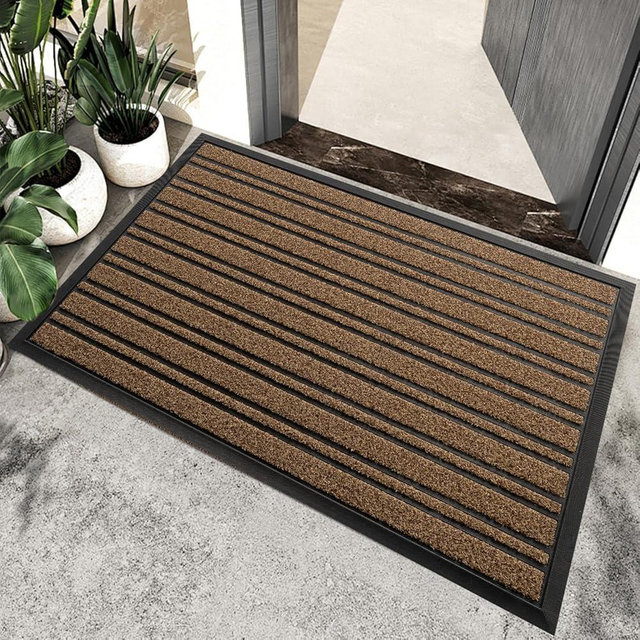 BEHERO Door Mat Outdoor Entrance, 30.5"x17" Extra Durable Front Door Mat Outside, Heavy Duty Welcome Mat for Outside Entry, Back Door Mats Non Slip, Waterproof All-Season Doormats, Beige Brown