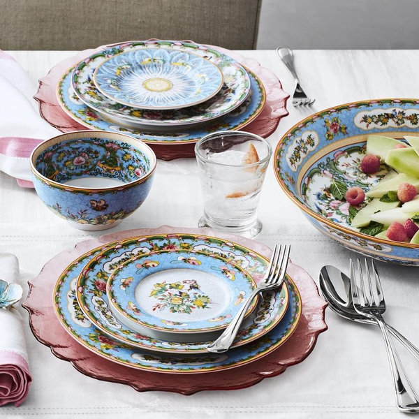 Famille Rose Dinnerware Collection