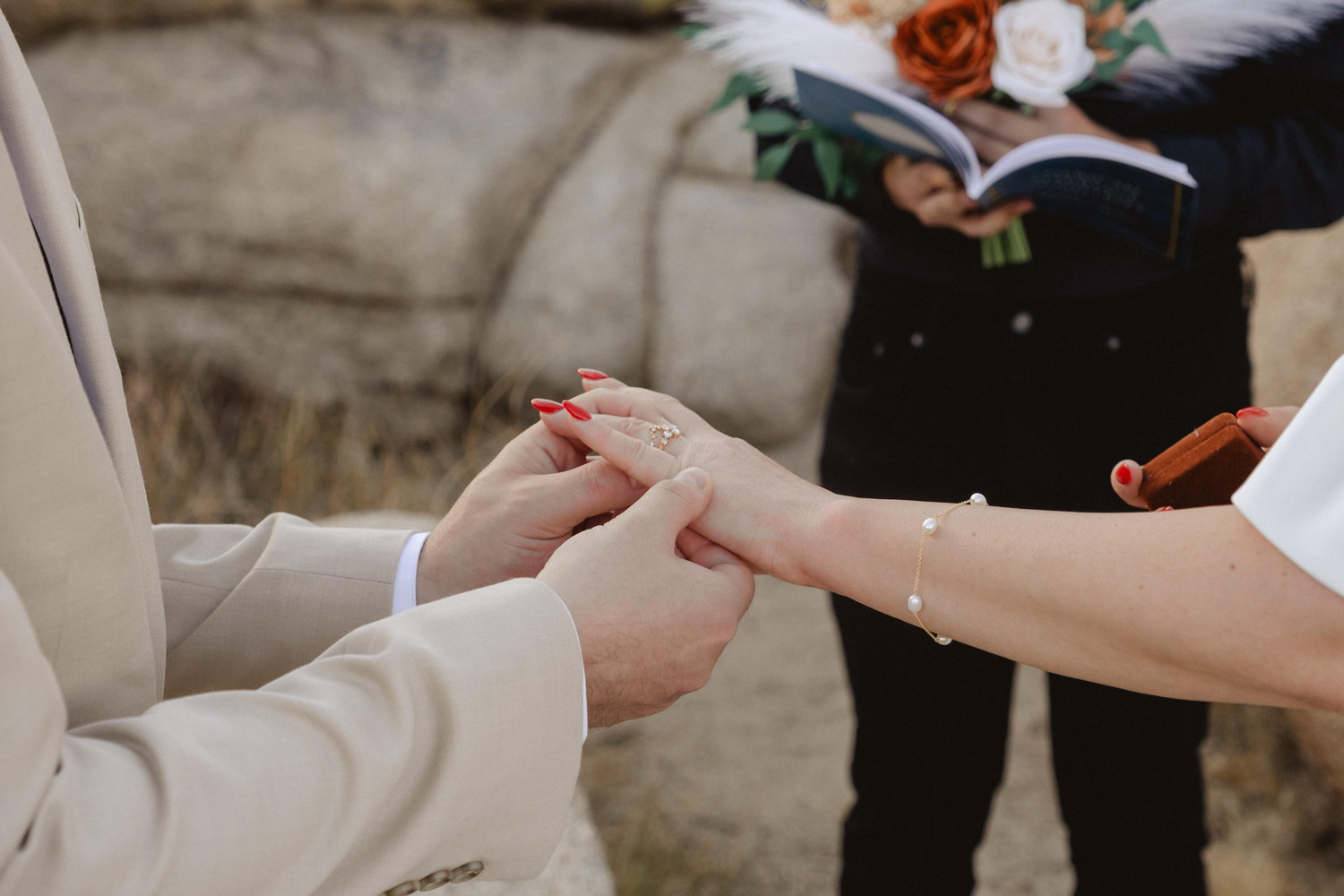 The Wedding Website of Dana Thompson and Jake Thompson