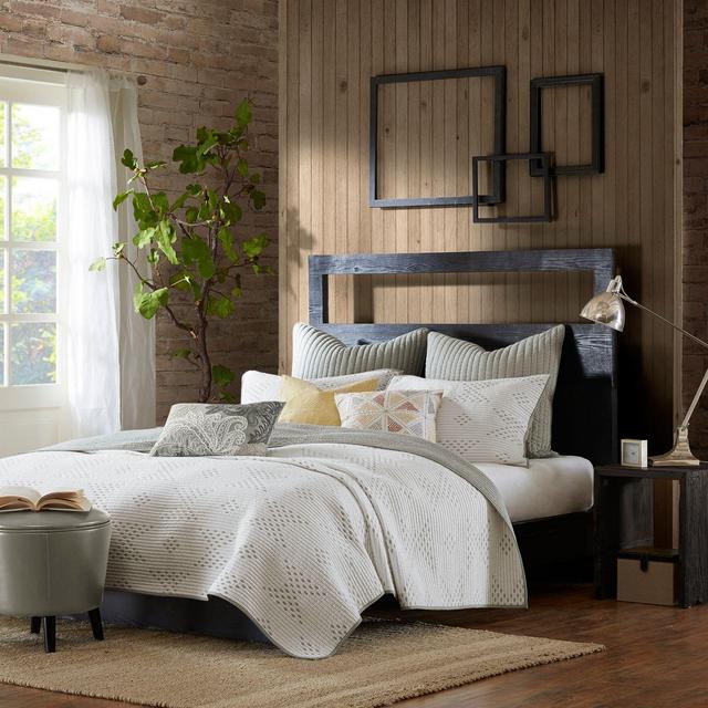 INK+IVY Pacific Reversible King Coverlet Set in Taupe