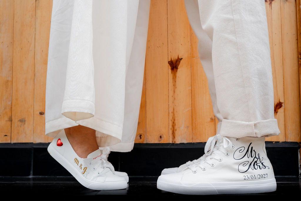 The Wedding Website of Juan Miró Vázquez and María Alejandra Zambrano Gustin