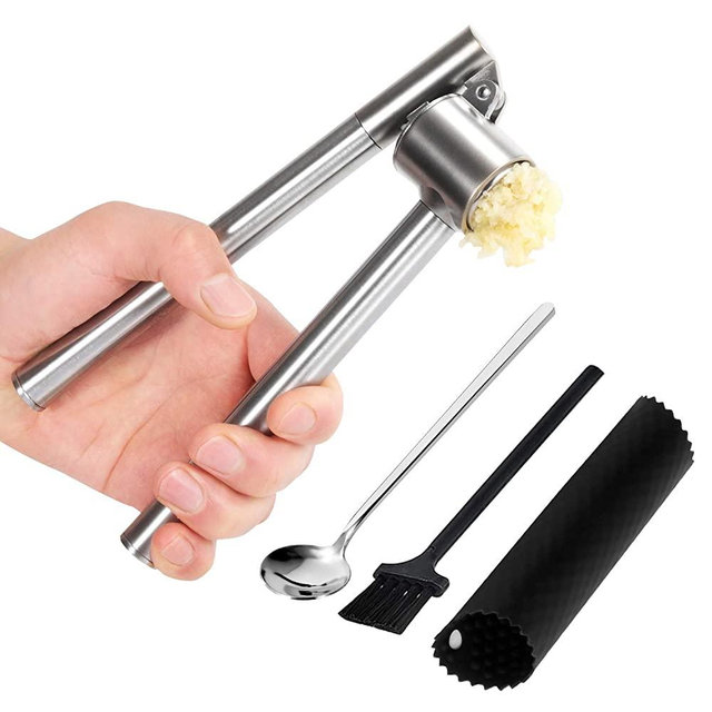 Mempedont Garlic Press Mincer - 304 Stainless Steel Garlic Crusher & Peeler Set, Longer, Detachable, Rust Proof Garlic Mincer Design for Extracts More Garlic Paste Per Clove - Extended Version