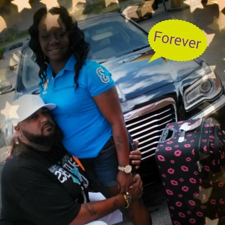 The Wedding Website of Ranarda Ridley and Carlos Walker