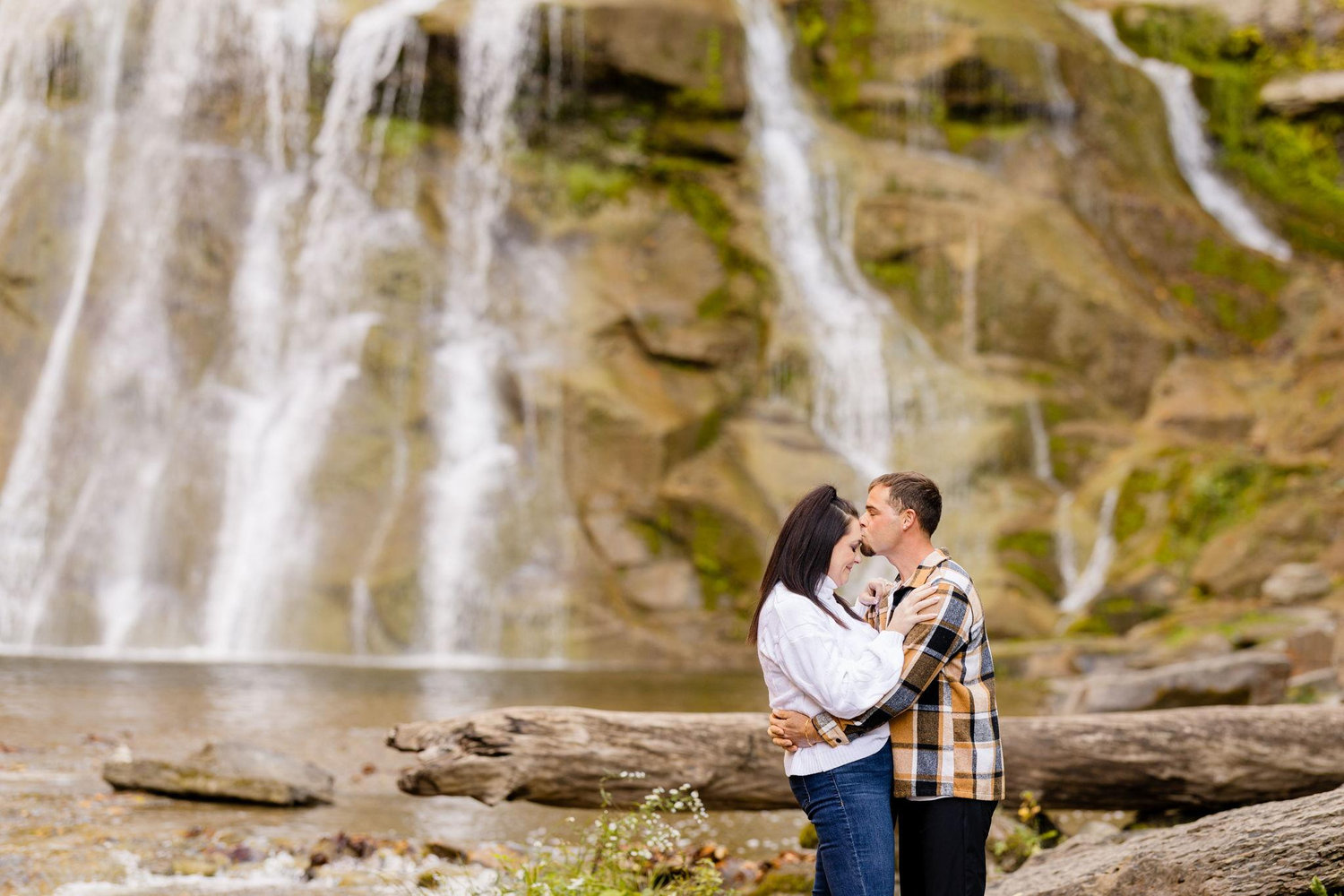 The Wedding Website of Megan Randall and Thomas Petterelli Jr.
