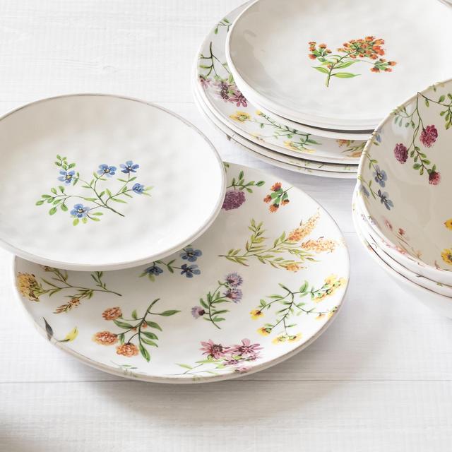 Better Homes & Gardens Outdoor Melamine Wildflowers Dinnerware Set, 12 Piece, Service for 4