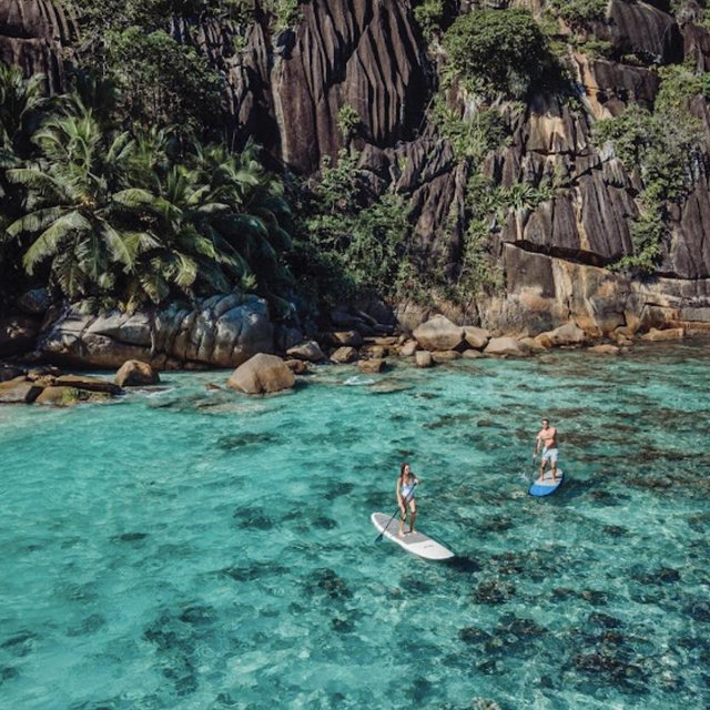 Sweethearts in Seychelles: Activity