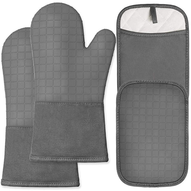 HOMWE Silicone Oven Mitts and Pot Holders with Pockets, 4-Piece Set Cooking Gloves, Steam and Heat Resistant Kitchen Countertop Hot Pads, Non-Slip Grip Potholders, Soft Interior Lining Trivet (Gray)