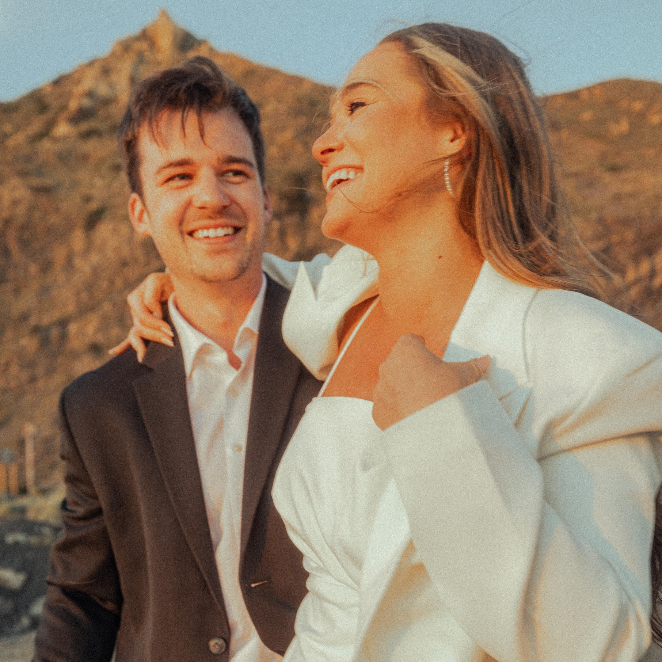 The Wedding Website of Zoe Lindskog Robinson and Adam Hoffman