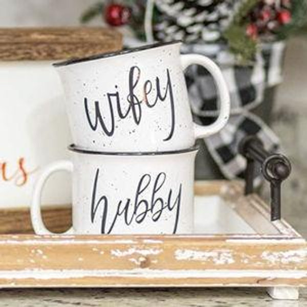Farmhouse Hubby and Wifey Funny Campfire Couples Coffee Mug Set | 14oz Ceramic Mugs | Perfect for Husband and Wife