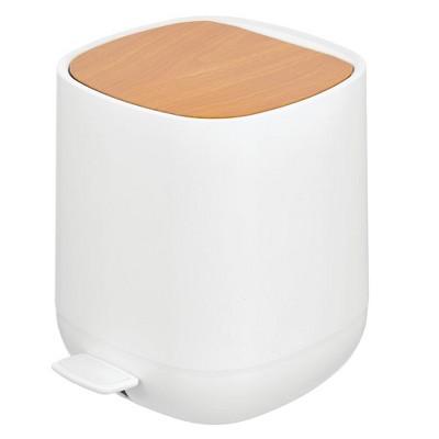 mDesign Modern 1.3 Gallon Plastic Step Trash Can, with Liner, White/Bamboo