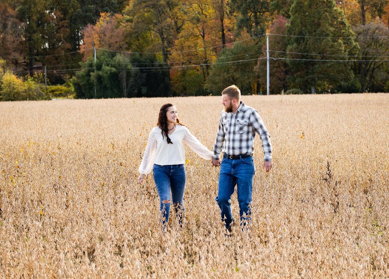 The Wedding Website of Anna Reyburn and Winter Brown