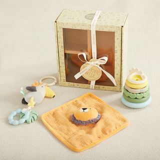 Hello Baby 3-6 month Gift Set