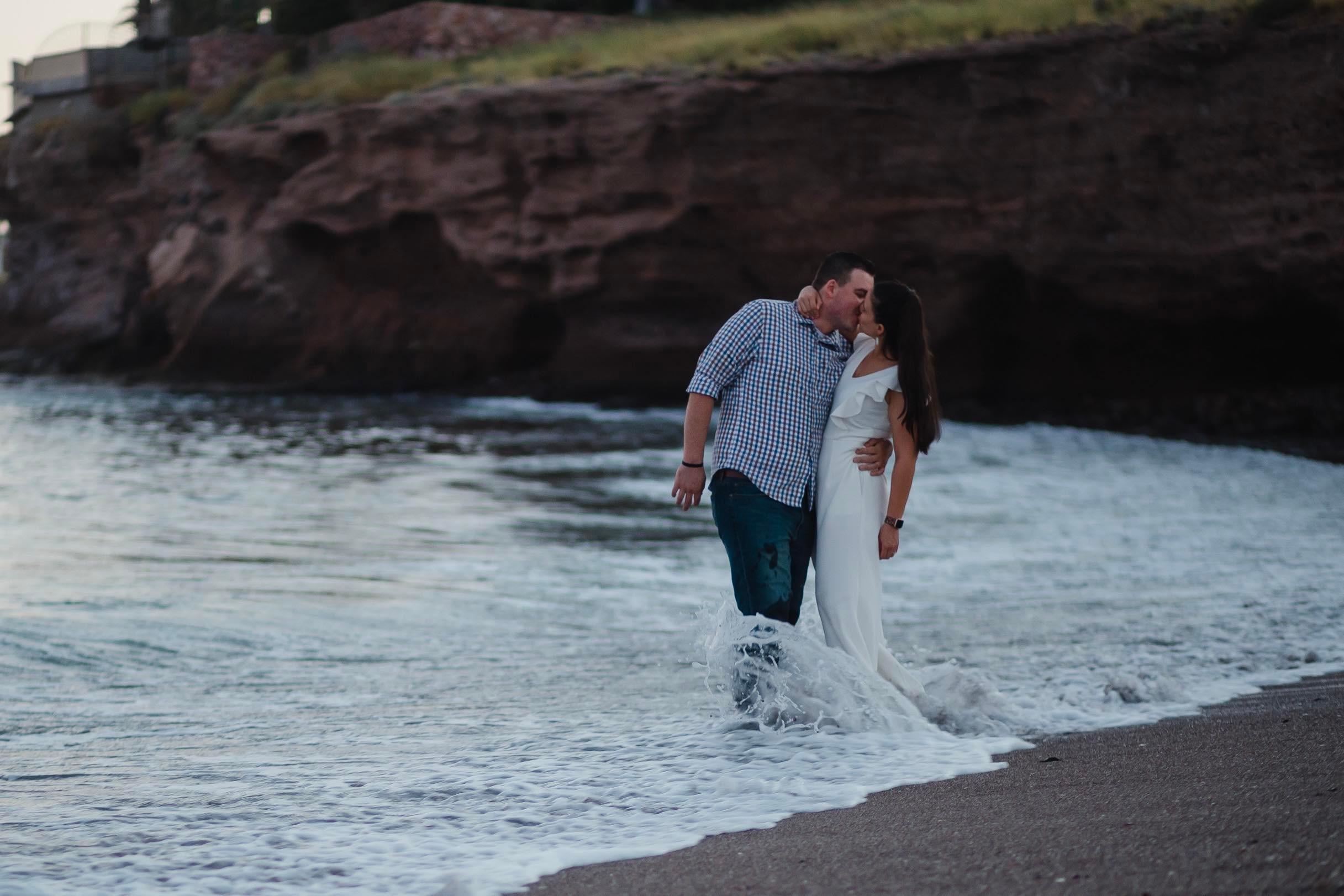 The Wedding Website of Estefania Demerutis and Viktor Kulakovskiy