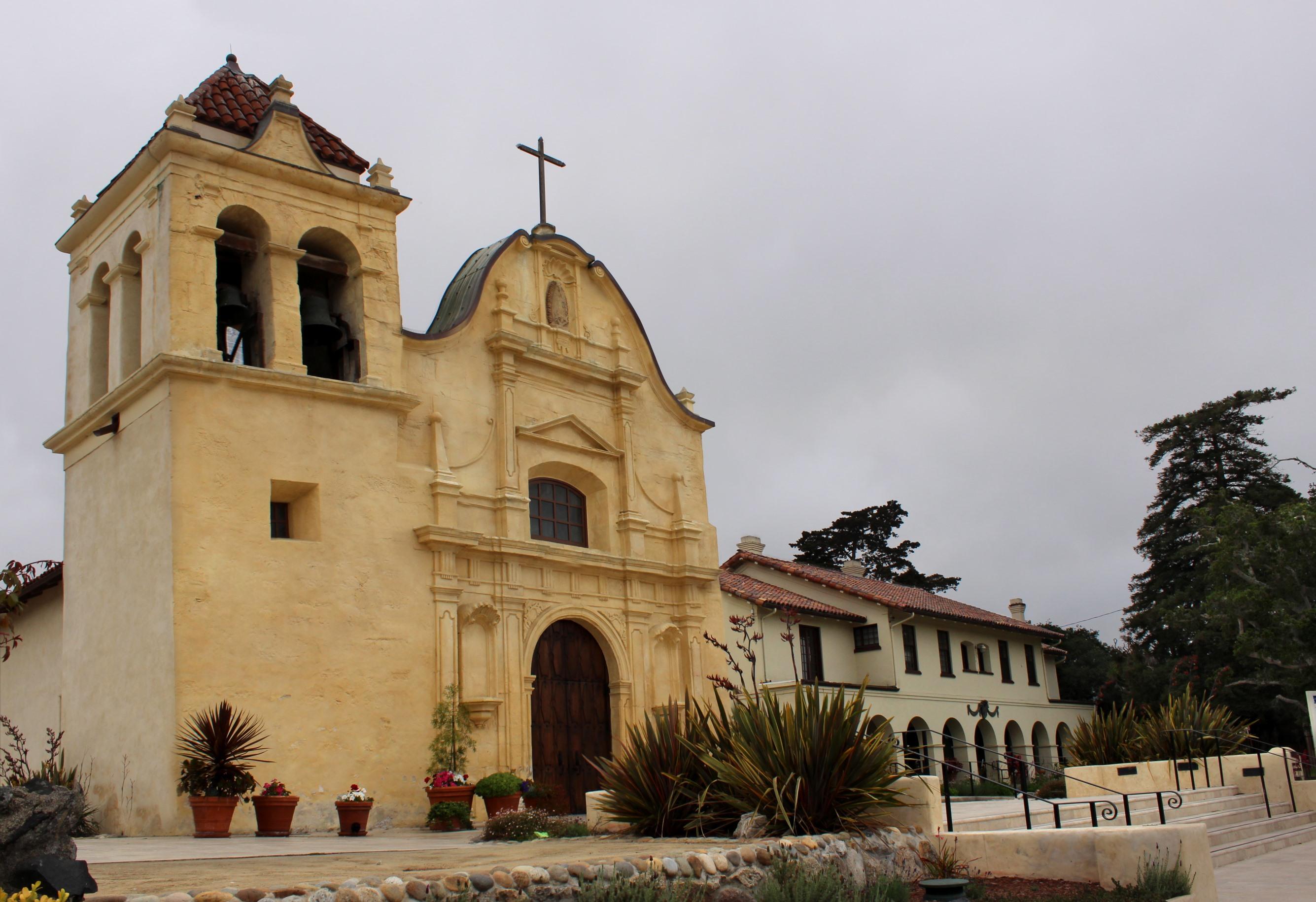 The Wedding Website of Antoinette Machado and Ethan Burke