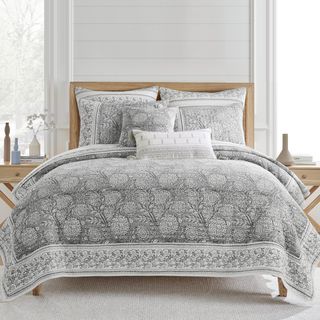 Adare 3-Piece Reversible Quilt Set