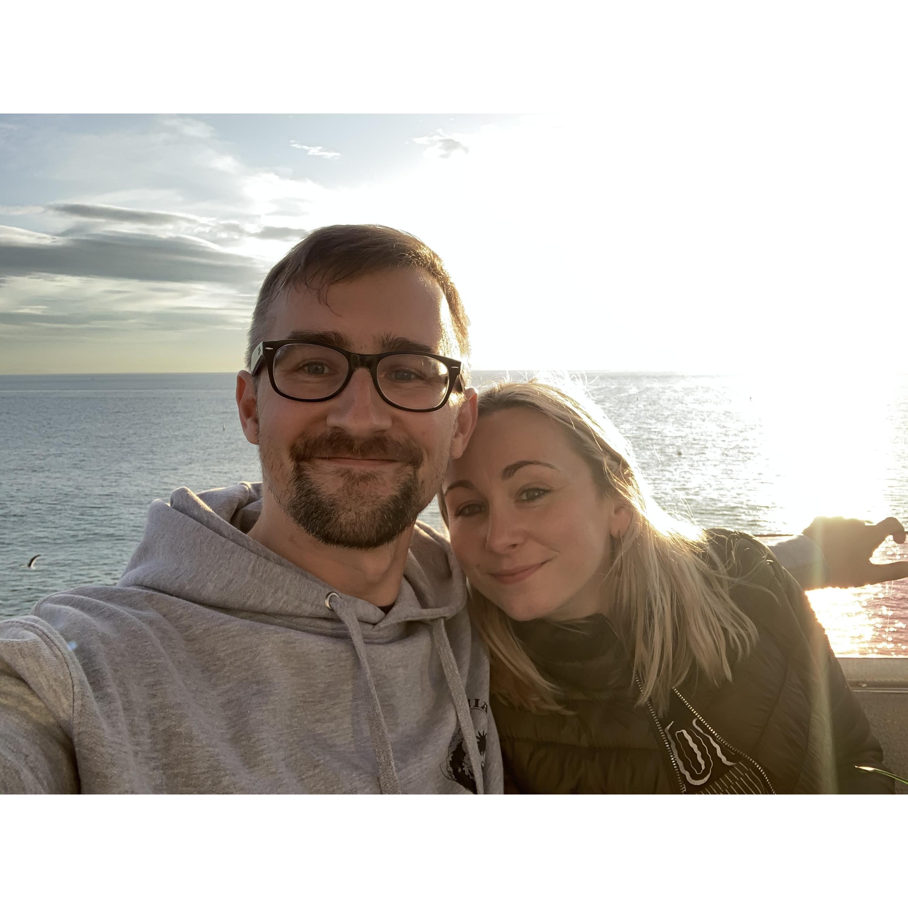 Riding (a ferris wheel) off into the sunset