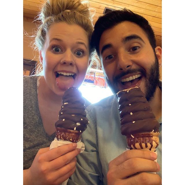On our way to Phoenix, Arizona for a family vacation with Michael's family at the Great Wolf Lodge. We had to stop for some much needed ice cream!