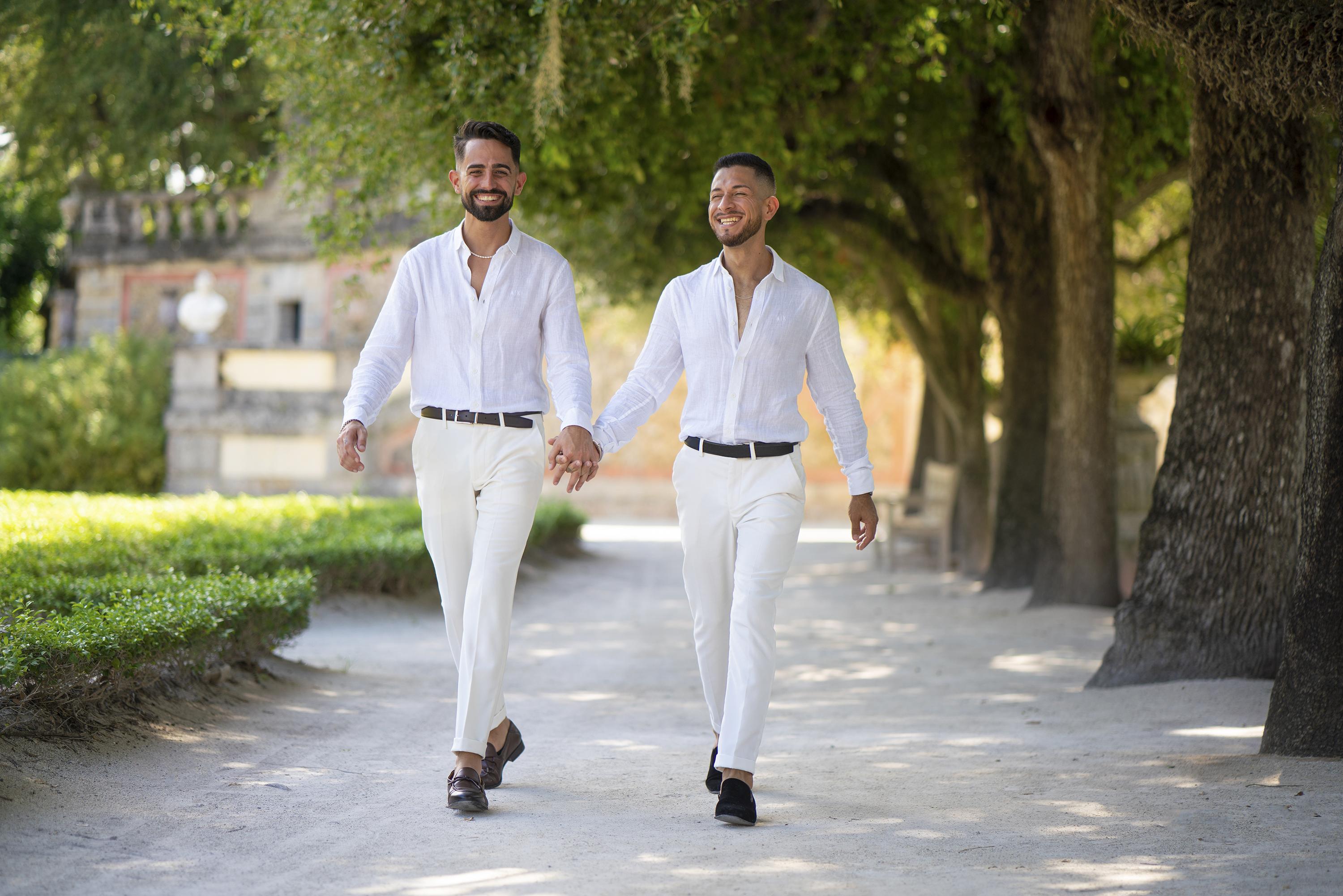 The Wedding Website of Alejandro Garrido and Milton Rosado