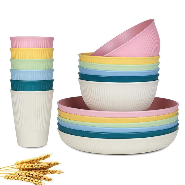 18pcs Wheat Straw Dinnerware Sets, Unbreakable dish Set Reusable Plates, Bowls, and Cups Set dishes Dishwasher Microwave Safe for Kitchen Outdoor Travel Camping (Light Macron)
