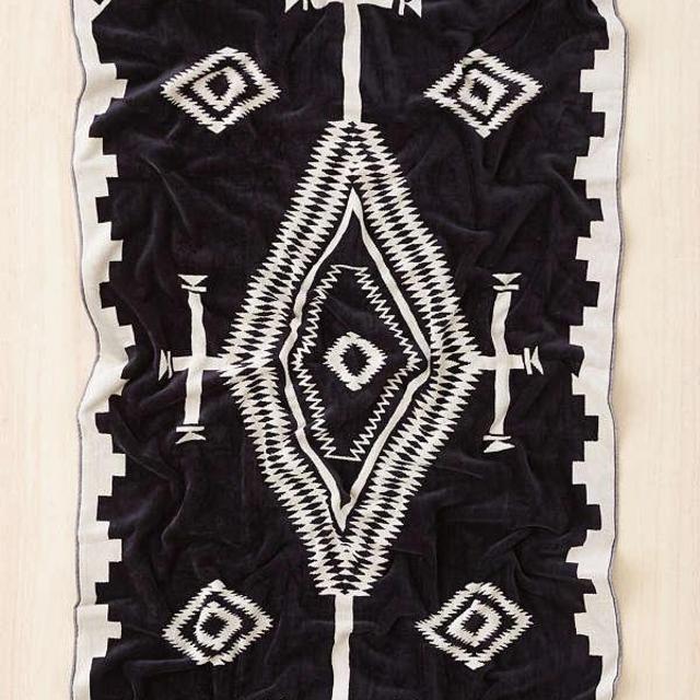 Pendleton Los Ojos Oversized Jacquard Towel