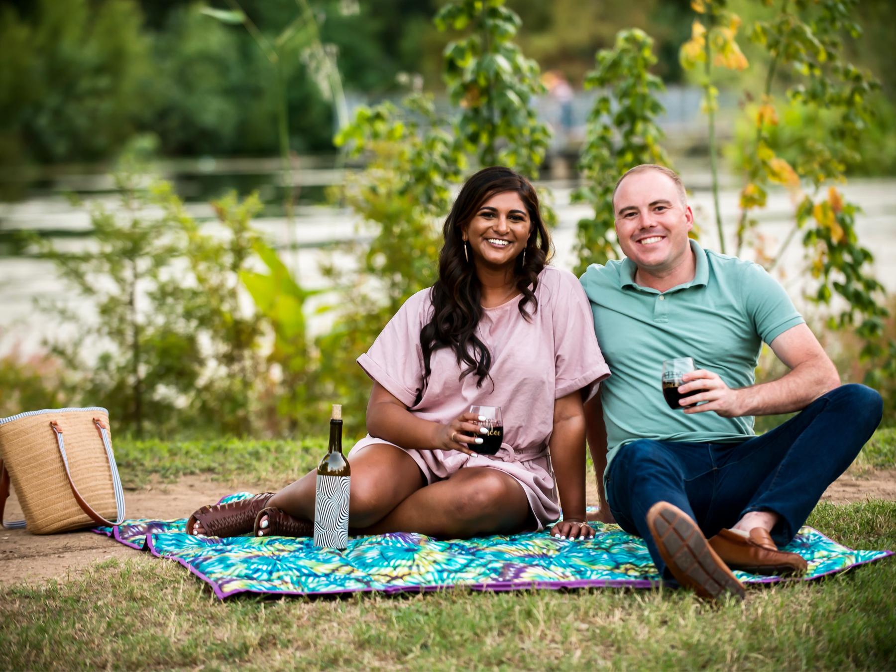 The Wedding Website of Smrithi Hariharan and Trenton Warren