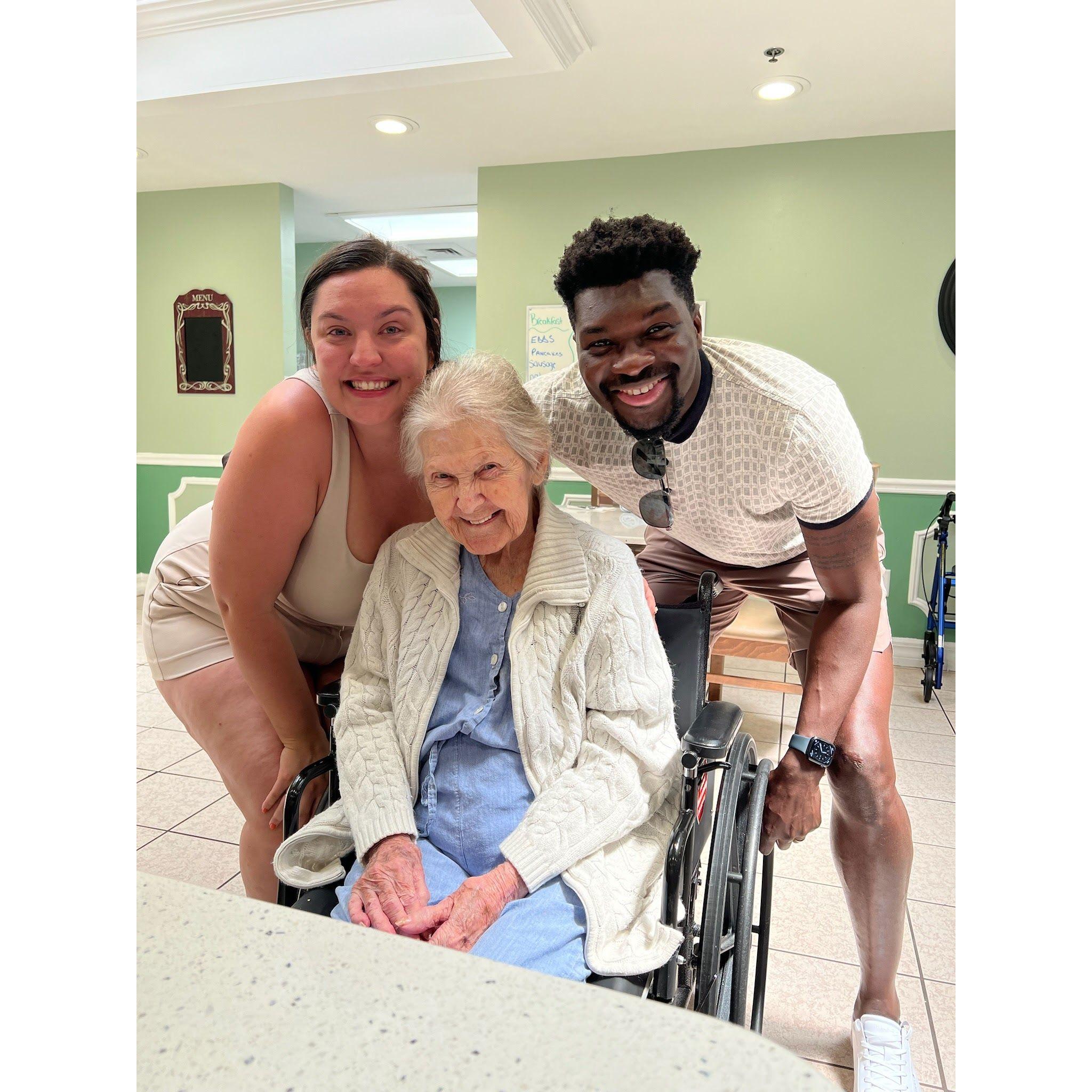 E meeting Nana.