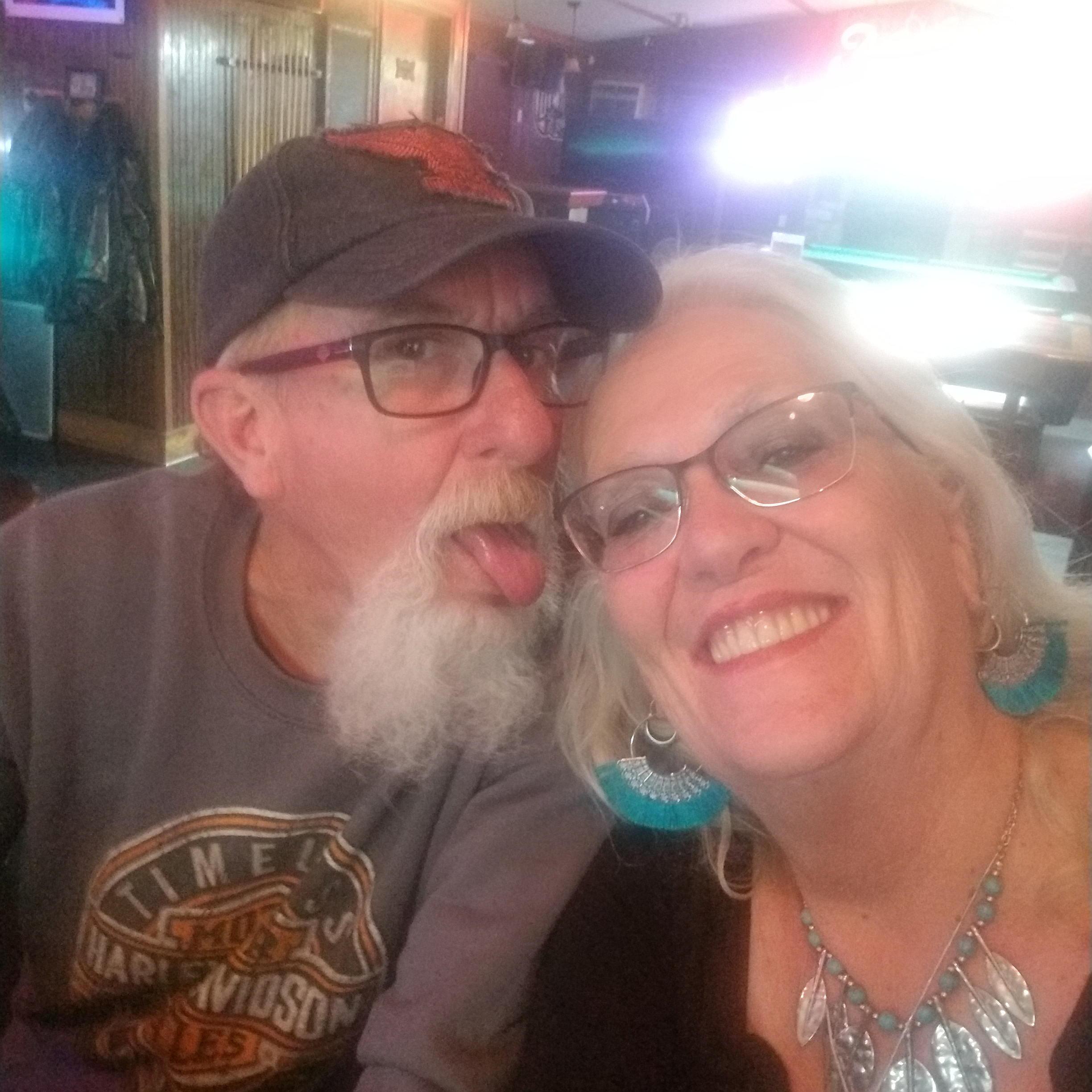 The Wedding Website of Lynette Langley and Lou De Lange