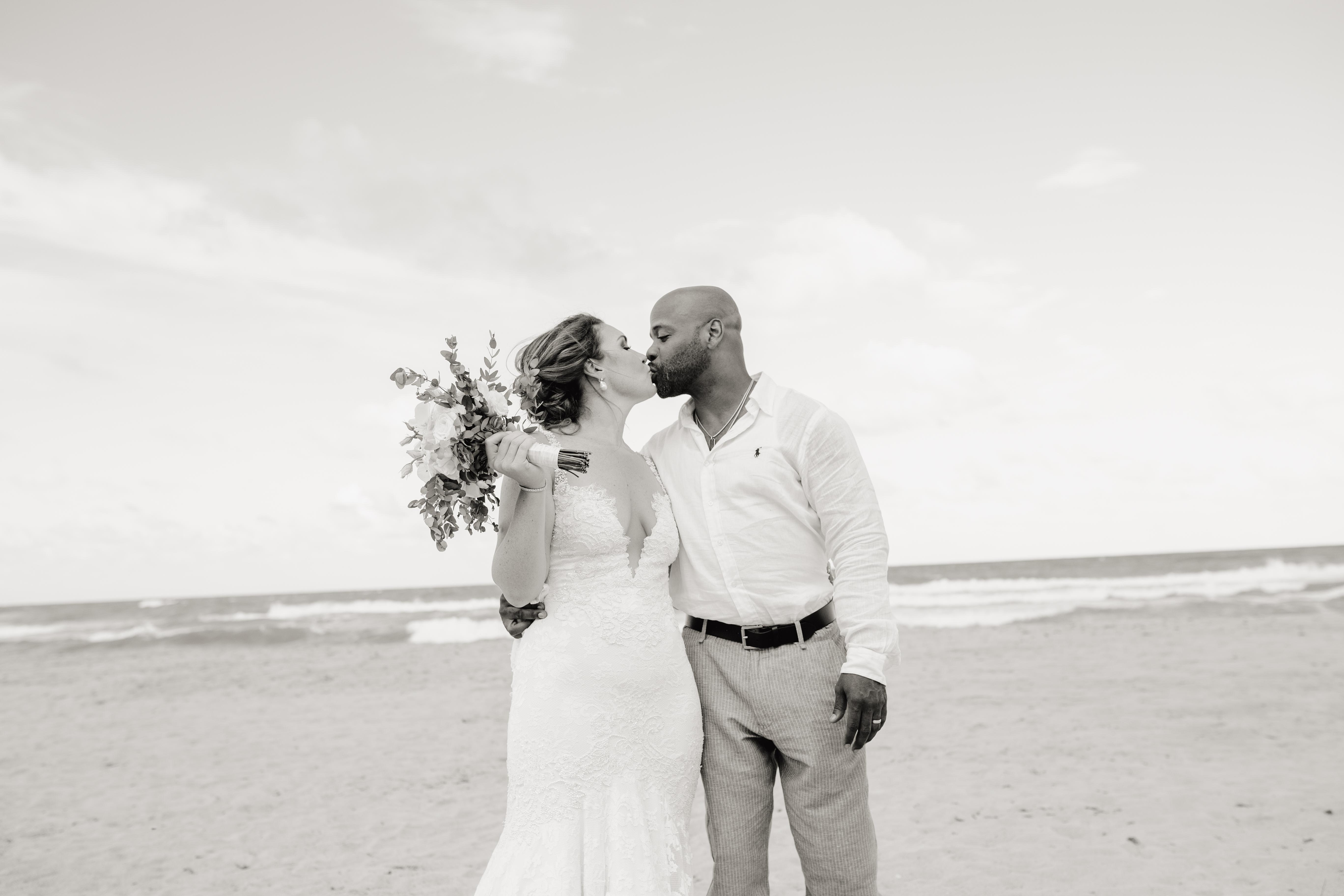 The Wedding Website of Shannon Brickhouse and John Brickhouse
