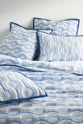 Nelly Icon Matelassé Quilt