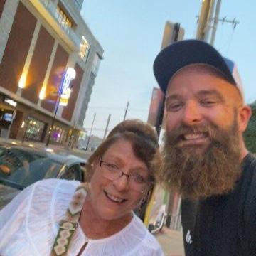 Just a man and his mom in Nashville 🖤